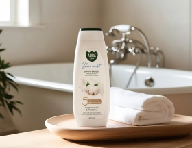 Aura Care Żel pod prysznic zapach Kwiat lotosu i pantenol 500 ml